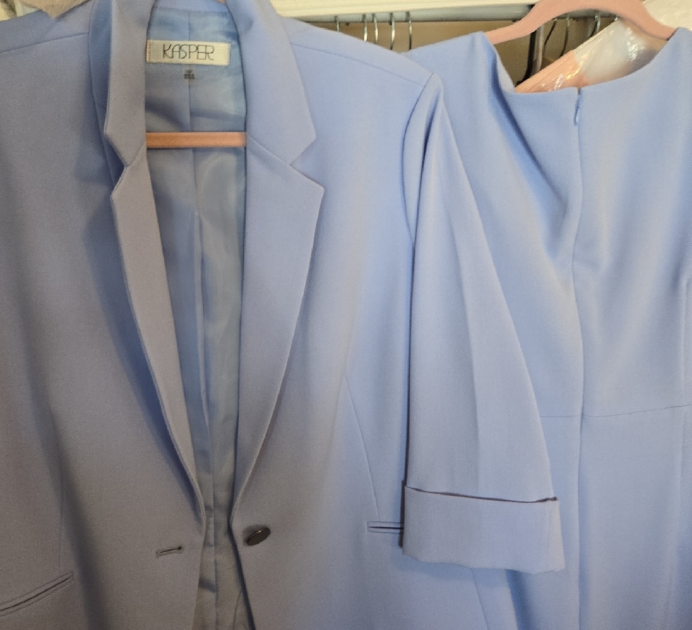 Kasper Blue Sport Coat with Classic Lapel